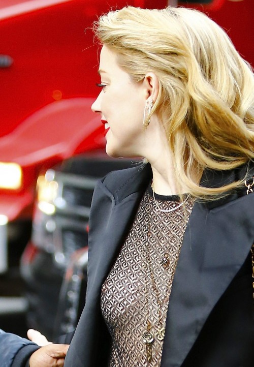 Amber-Heard-nip-slip-in-New-York-3-12-2018-1.jpg