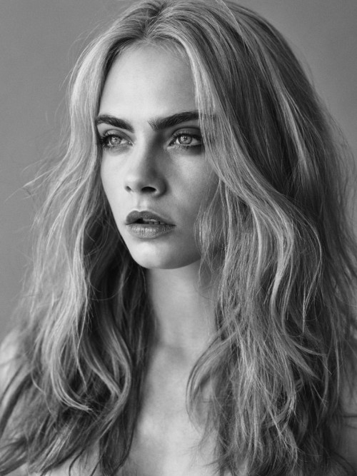Cara-Delevingne-Esquire-UK-Sep.-2016-3.jpg