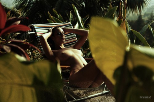 Alejandra Guilmant naked, Richard Bernardin MQ Photo Shoot (5)