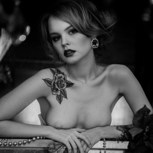 Anastasiya Scheglova sexy topless - Alexey Kruglov Photoshoot 2016
