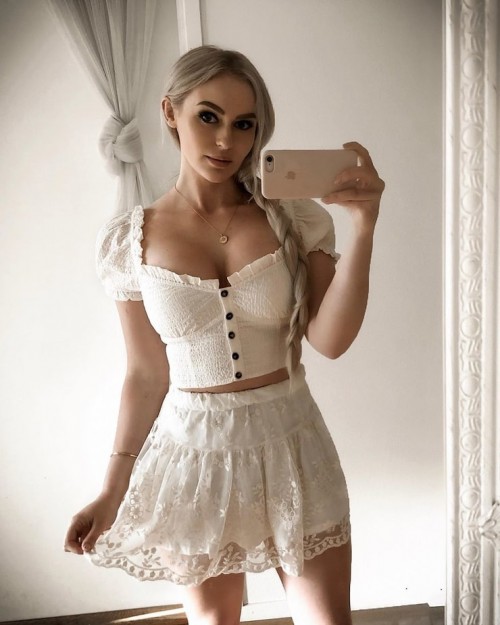 Anna Nystrom sexy Pictures