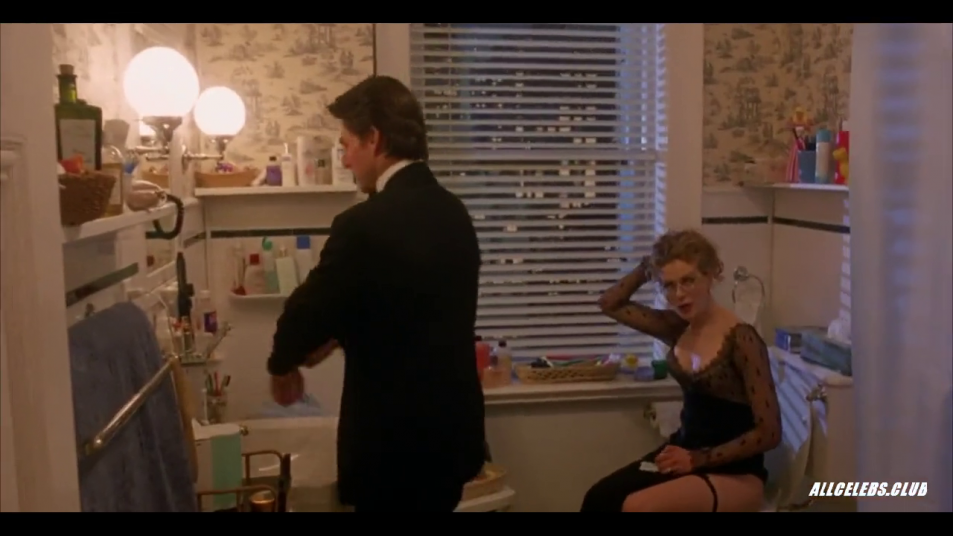 Nicole Kidman topless scenes Eyes Wide Shut (2001)