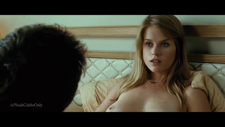 Alice-Eve-nude-caps-from-Crossing-Over-8.png