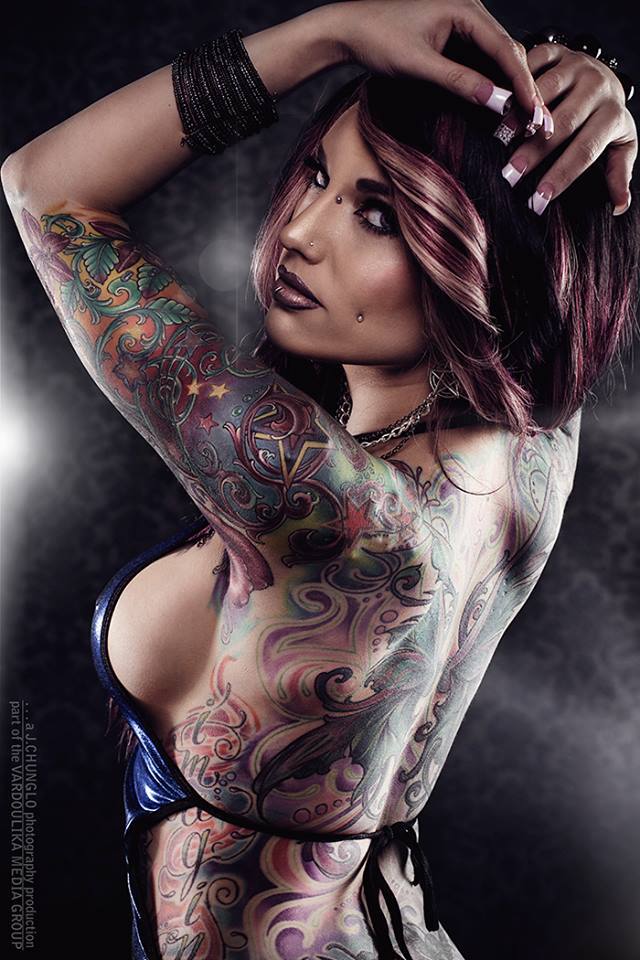 Tattooed-Hotties-hootest-girls-with-tattooes-on-the-web-34.jpg