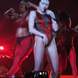Miley-Cyrus-Nude-Topless-and-Upskirt-Nude-Gallery-29
