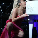 Miley-Cyrus-Nude-Topless-and-Upskirt-Nude-Gallery-40