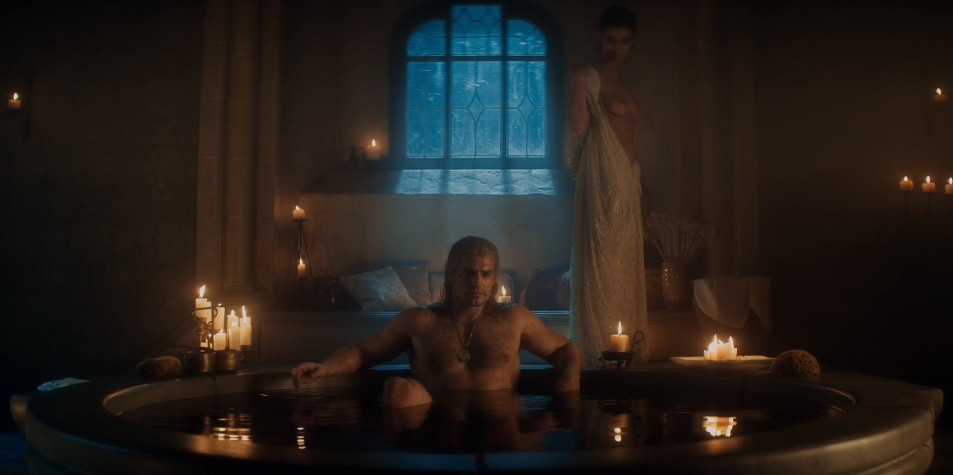 Anya-Chalotra-Nude-Screencaps-from-The-Witcher--30-Pics--GIFs--Video-10.jpg