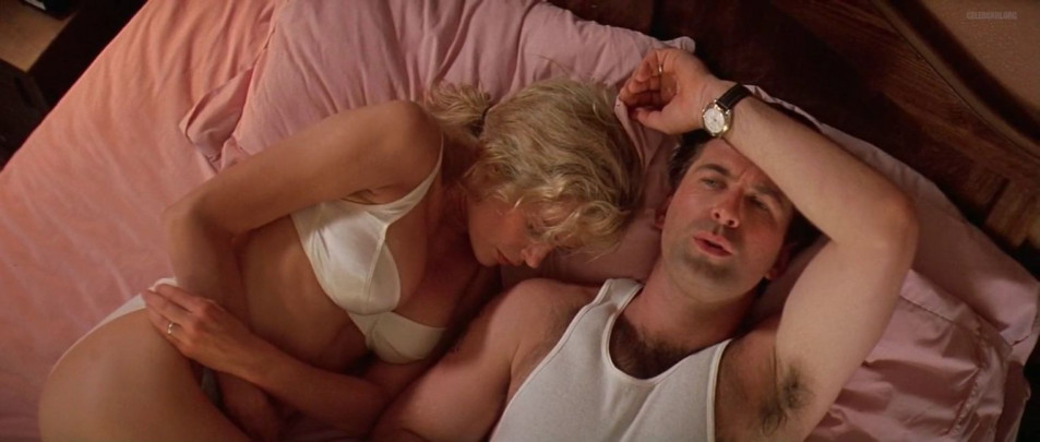Kim Basinger Naked Screencaps from the gateway