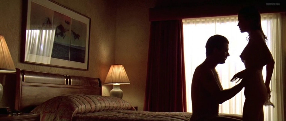 Kim Basinger Naked Screencaps from the gateway