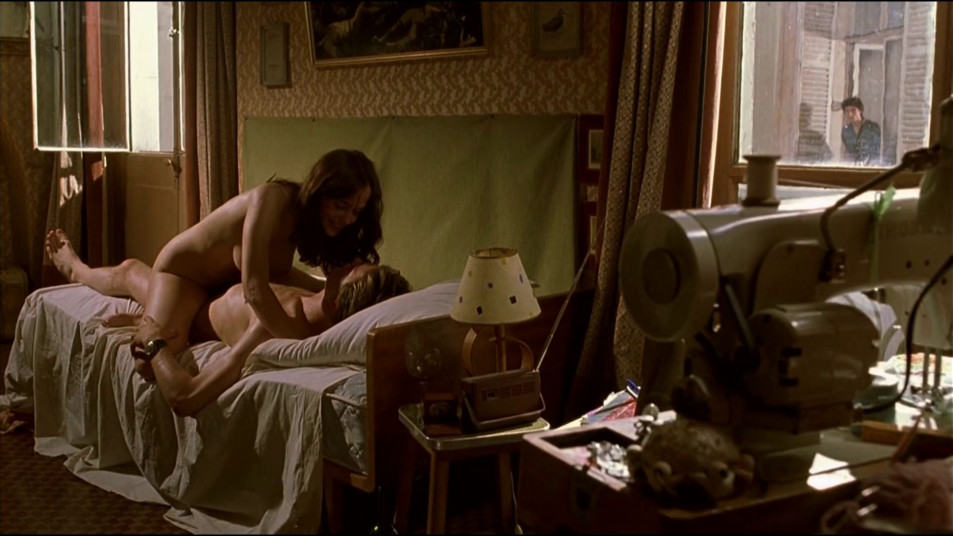 Eva Green Nude And Sex Screencaps from The Dreamers (22)