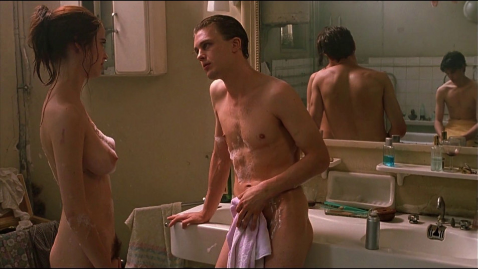 Eva Green Nude And Sex Screencaps from The Dreamers (39)