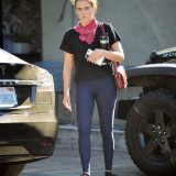 Zoey-Deutch-Cameltoe-Leaving-a-gym-in-West-Hollywood-10192020-3