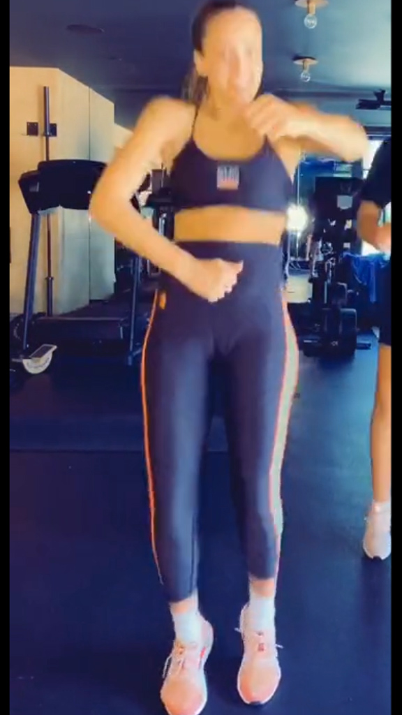 Jessica-Alba-Cameltoe-Dance-Video-276202-2.jpg