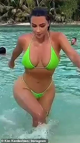 Kim-Kardashian-In-Green-Bikini-6.jpg
