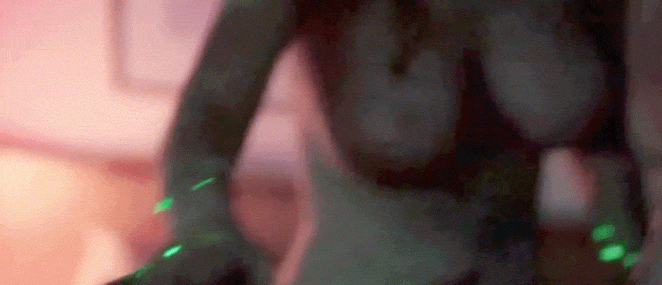 Lindsey Lohan Nude and Sexy Gifs (1)