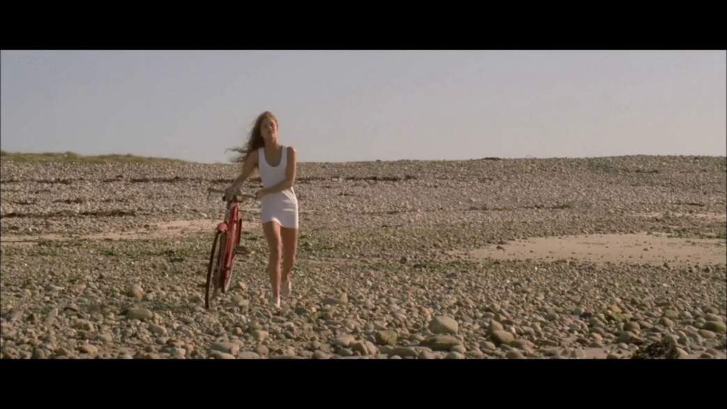 Vanessa Paradis Nude Screencaps from Elisa (4)