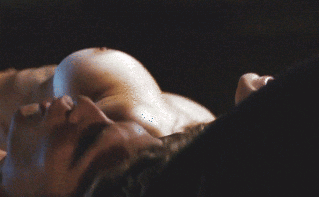julianna-guill-sex-gif-9.gif
