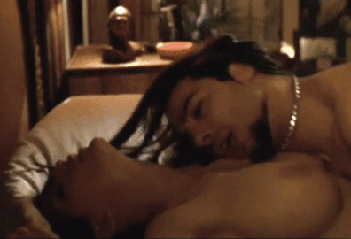 Laetitia-Casta-nude-gif-5.gif