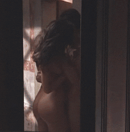 Soraia-Chaves-nua-em-cena-de-sexo-14.gif