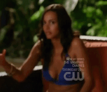 Jessica-Lucas-sexy-boobs-gif-13.gif