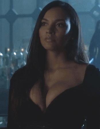 Jessica-Lucas-sexy-boobs-gif-4.gif