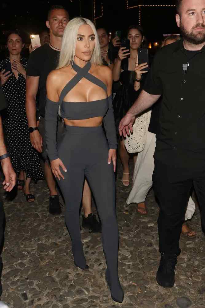 Kim-Kardashian-Cameltoe-2.jpg