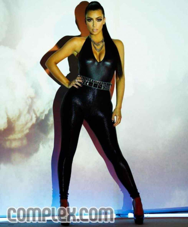 Kim-Kardashian-Complex-Mag-6.jpg